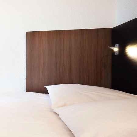 Hotel Ibis Styles Paris Republique Le Marais Exterior foto