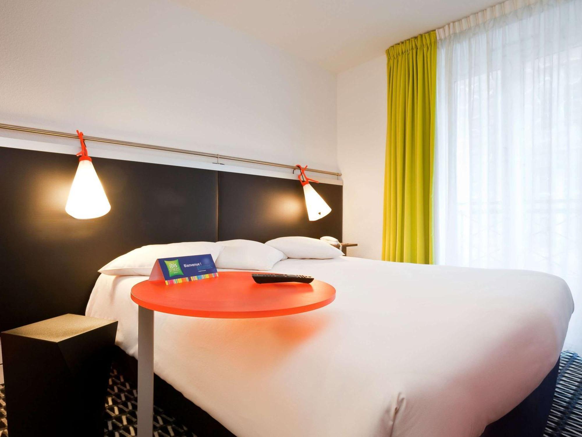 Hotel Ibis Styles Paris Republique Le Marais Exterior foto
