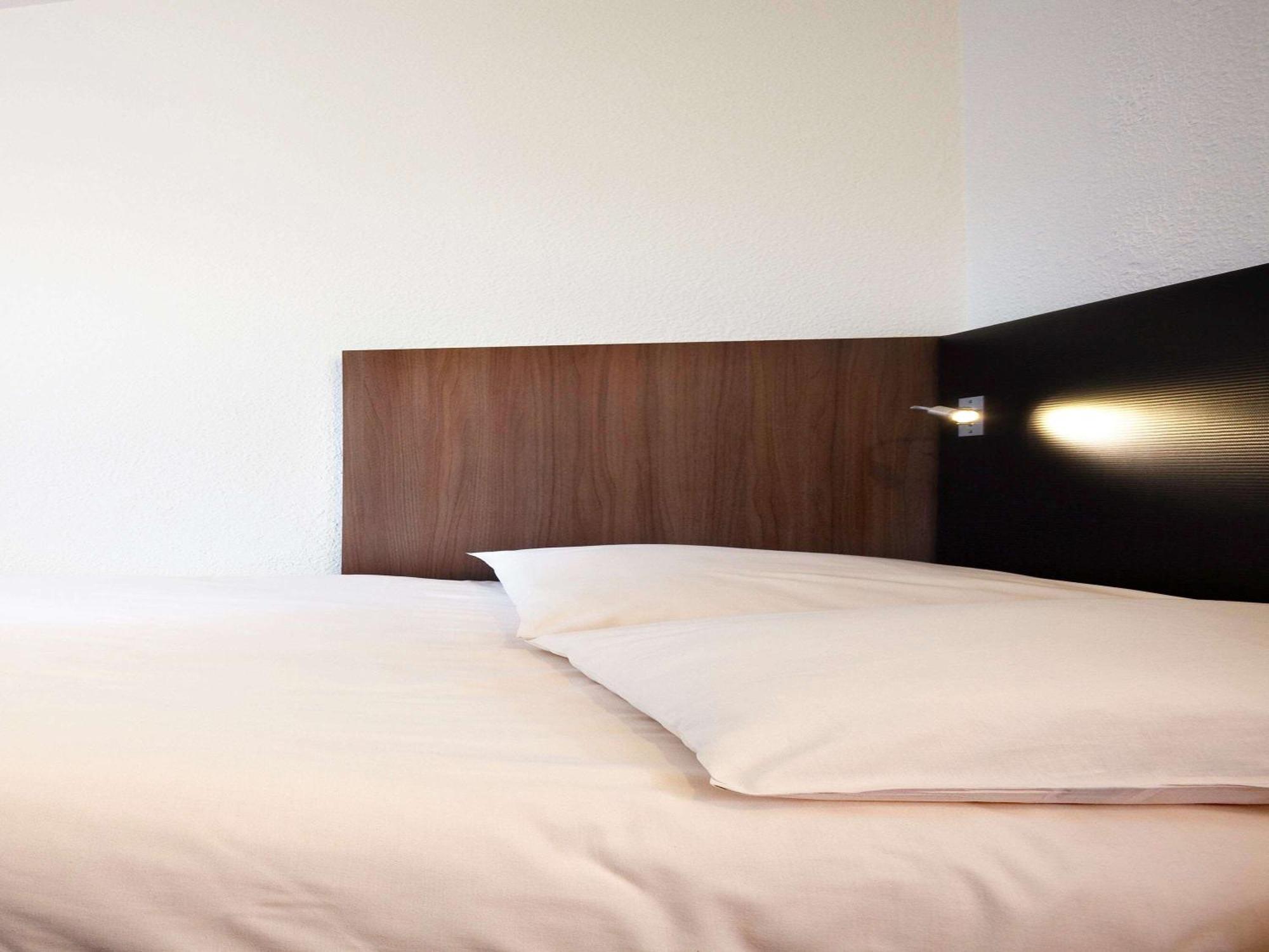 Hotel Ibis Styles Paris Republique Le Marais Exterior foto